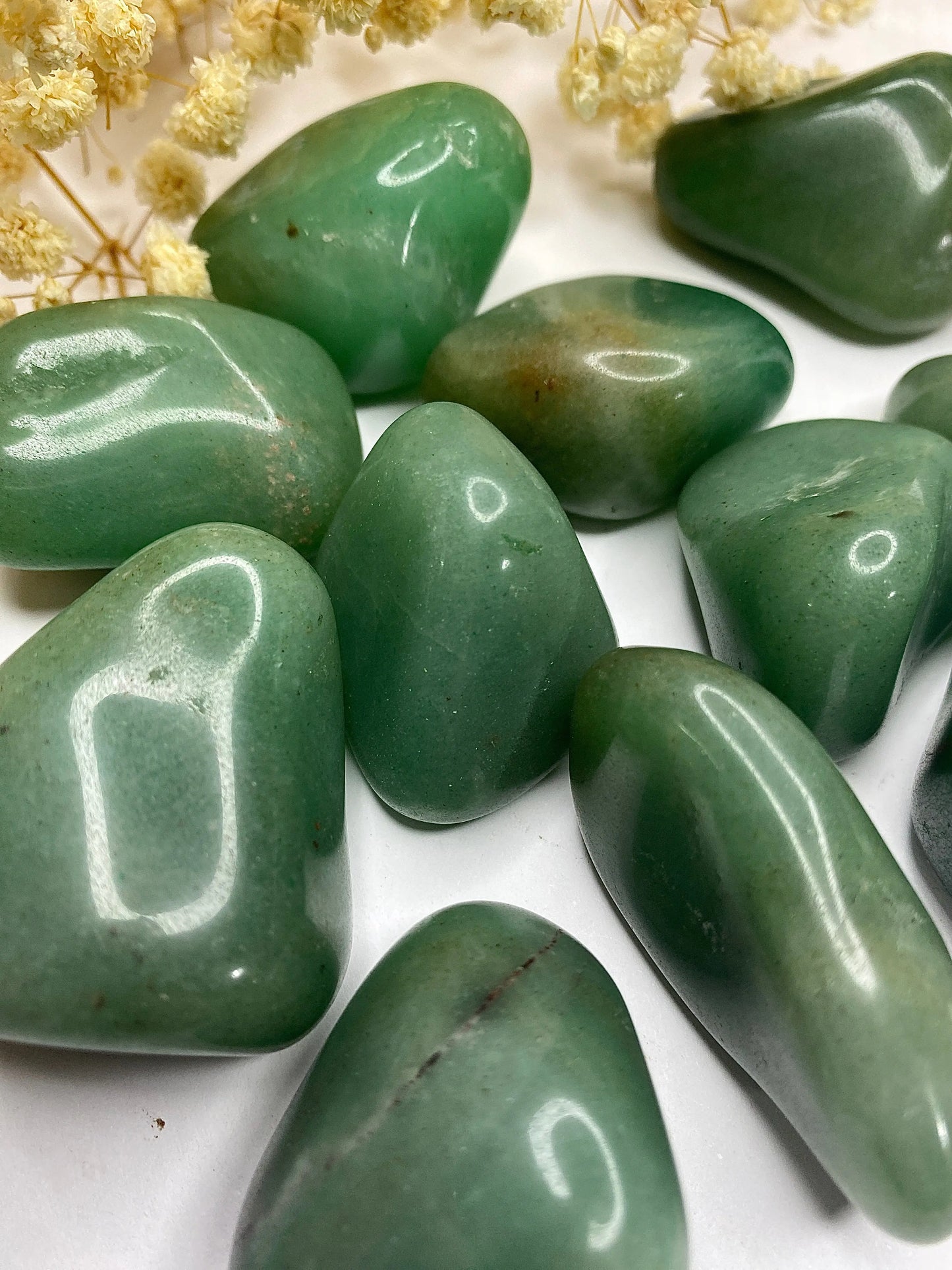 קריסטל אוונטורין ירוקה מקרוב