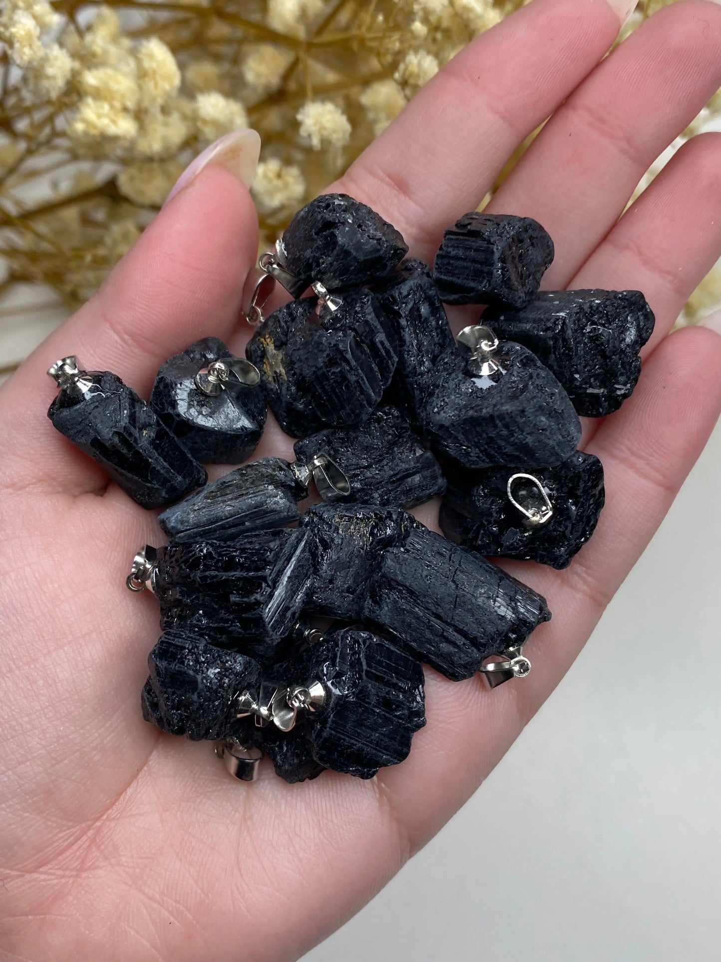 טורמלין שחור תליון | הגנה |יציבות| קרקוע Phoenix Crystals - פניקס קריסטלים