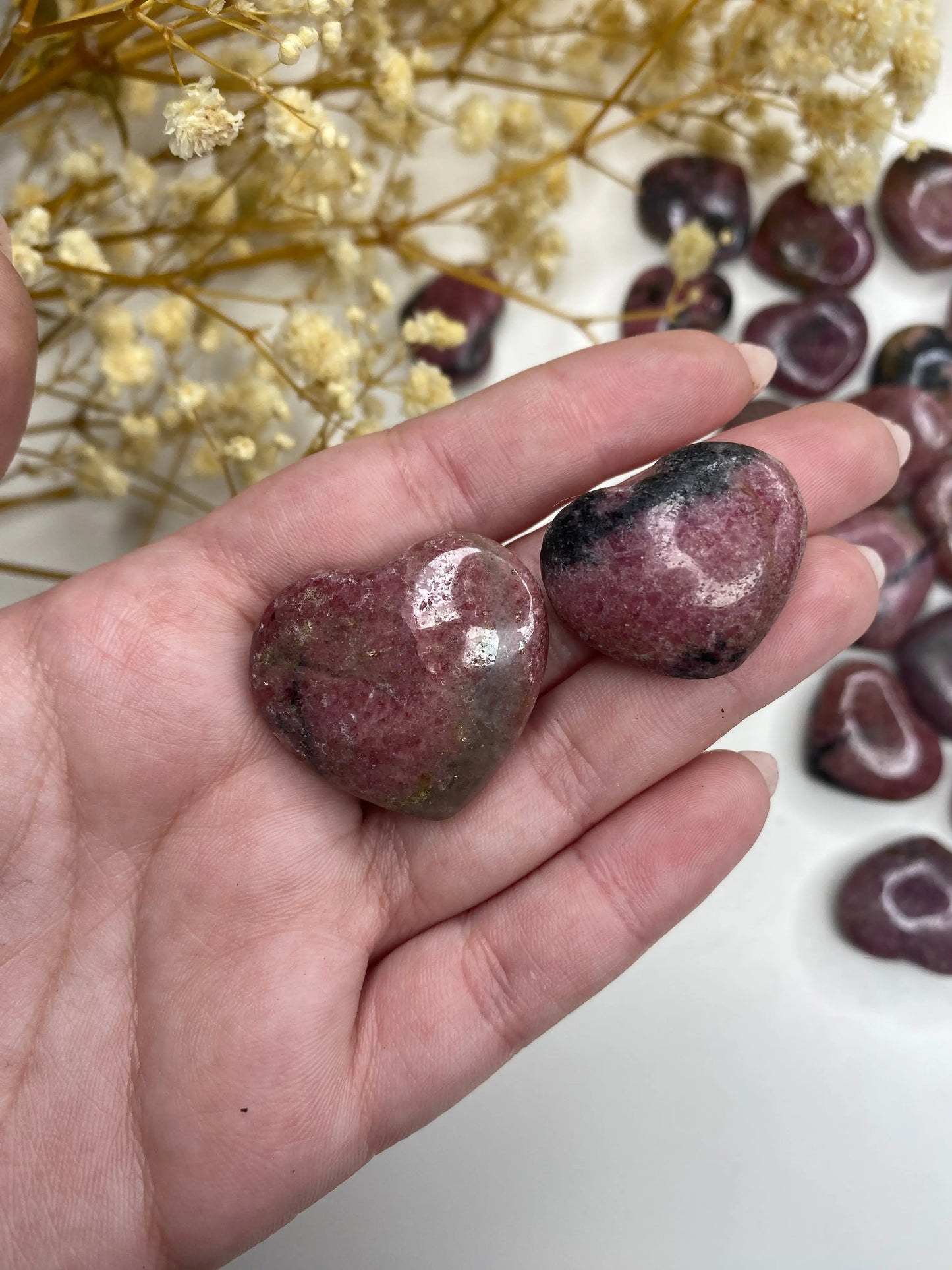 רודונייט לב | אהבה | ריפוי ריגשי | בהירות Phoenix Crystals - פניקס קריסטלים