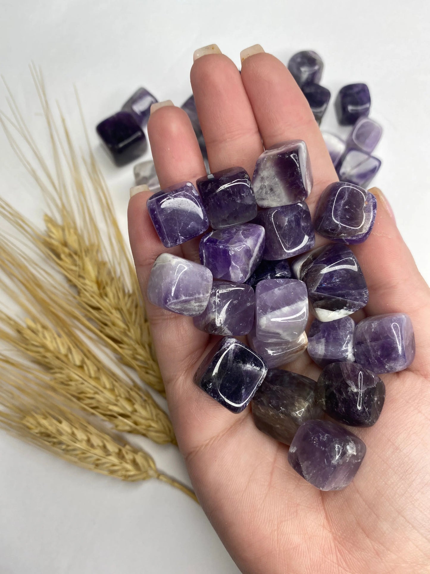 אמטיסט דרים קוביה חלוק נחל | רוחניות | חמלה | רוגע Phoenix Crystals